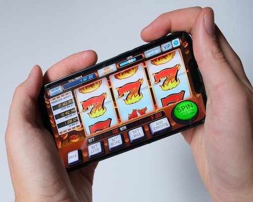 Mobile Gaming Revolution in Online Casinos